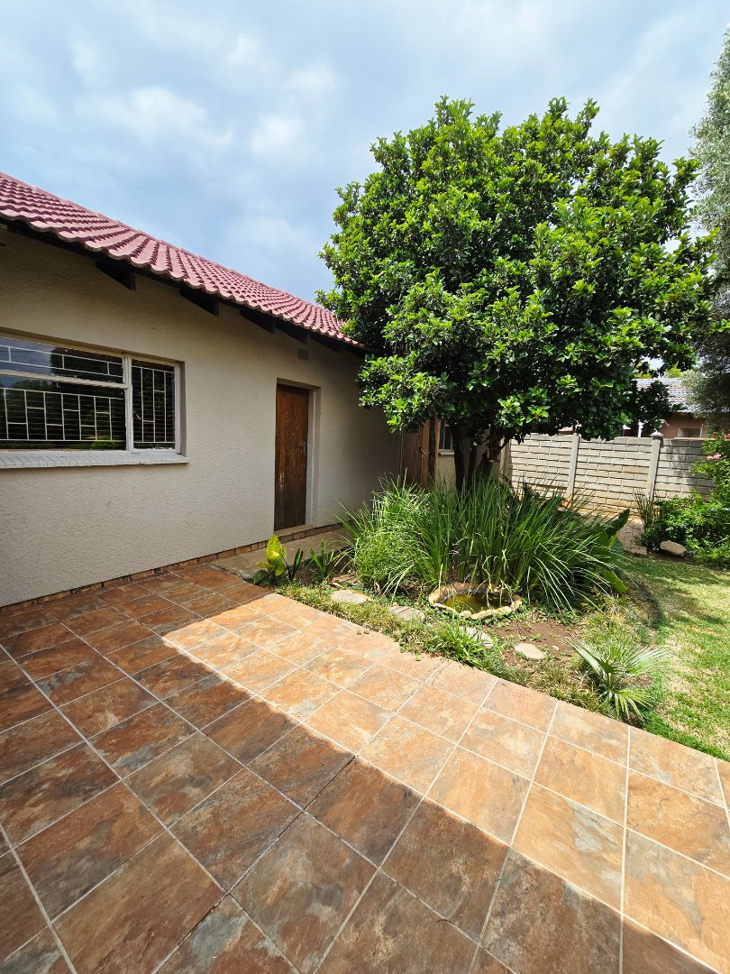 3 Bedroom Property for Sale in La Hoff North West